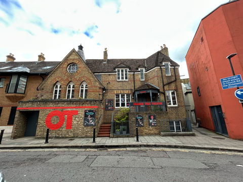 Orange Tree Theatre front
