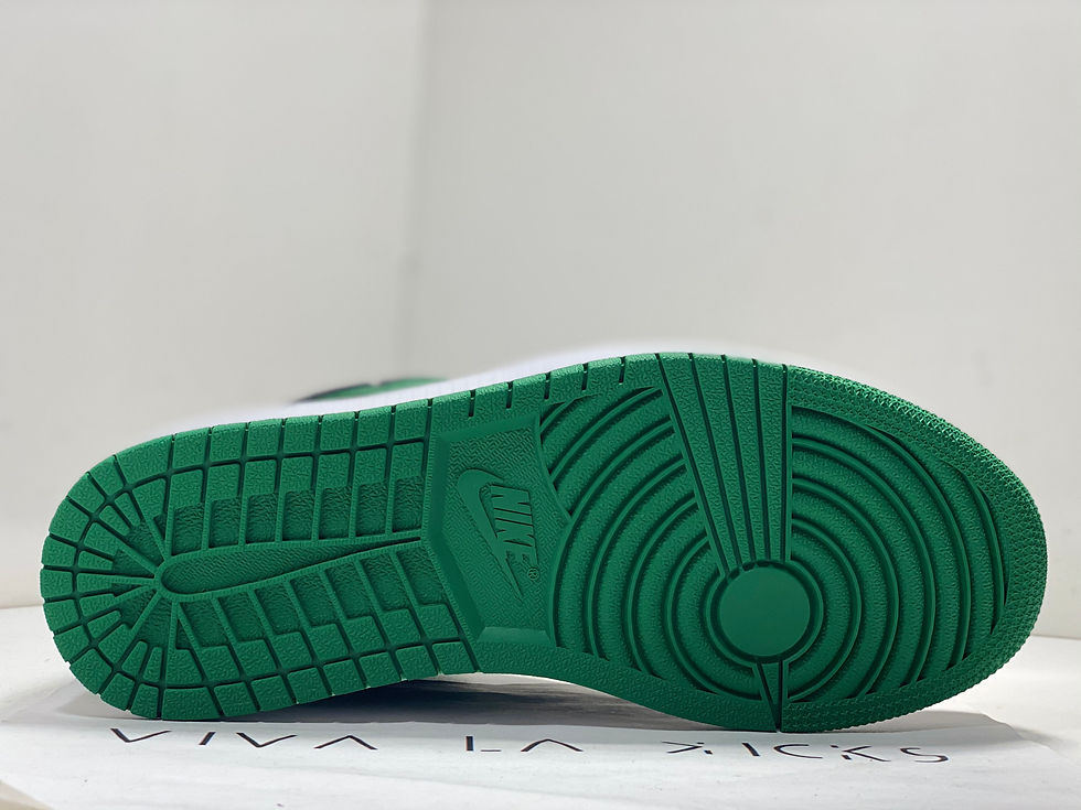 Thumbnail: Air Jordan 1 Hi Pine Green