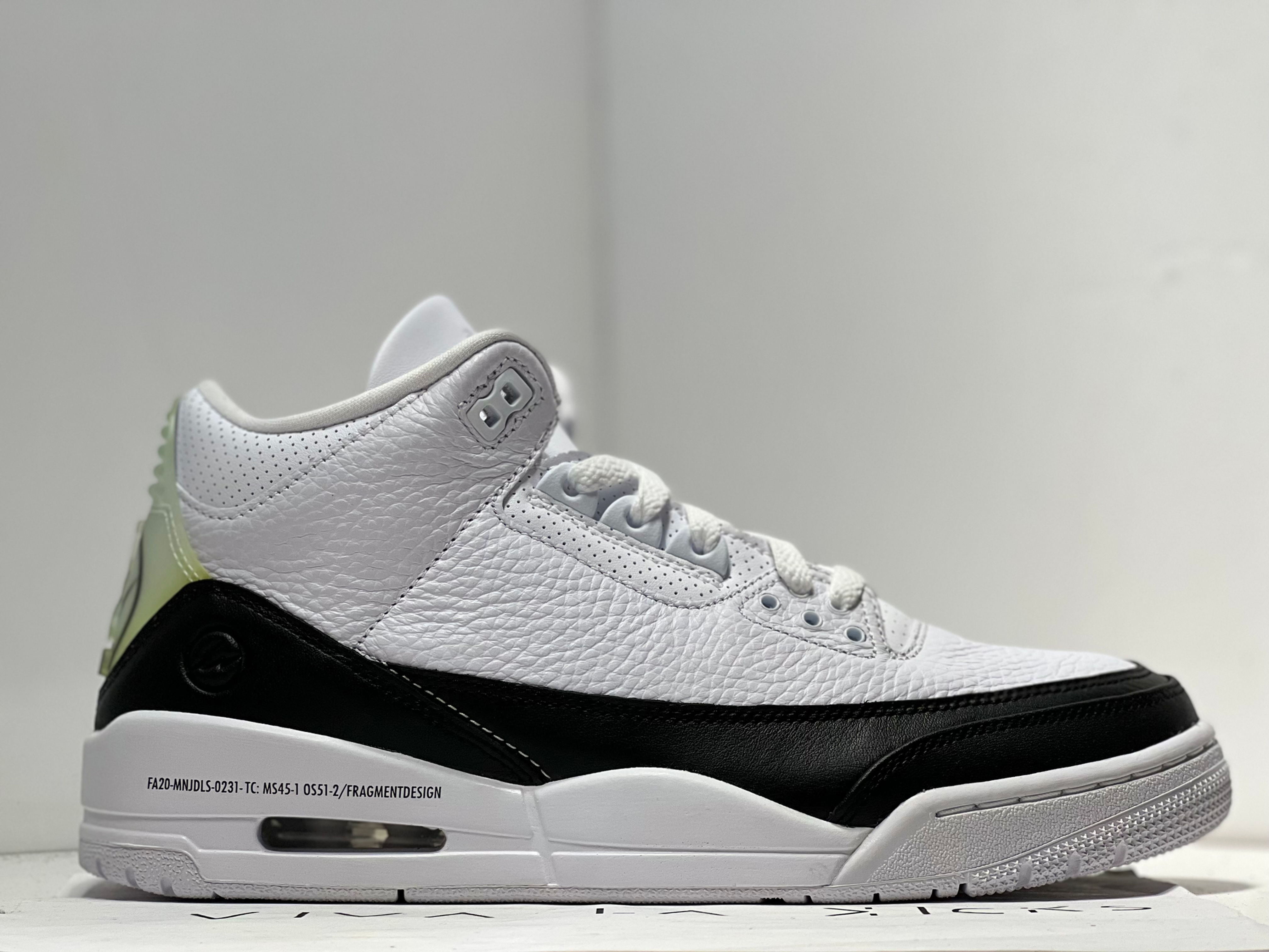 Fragment X Air Jordan 3 Retro 9M