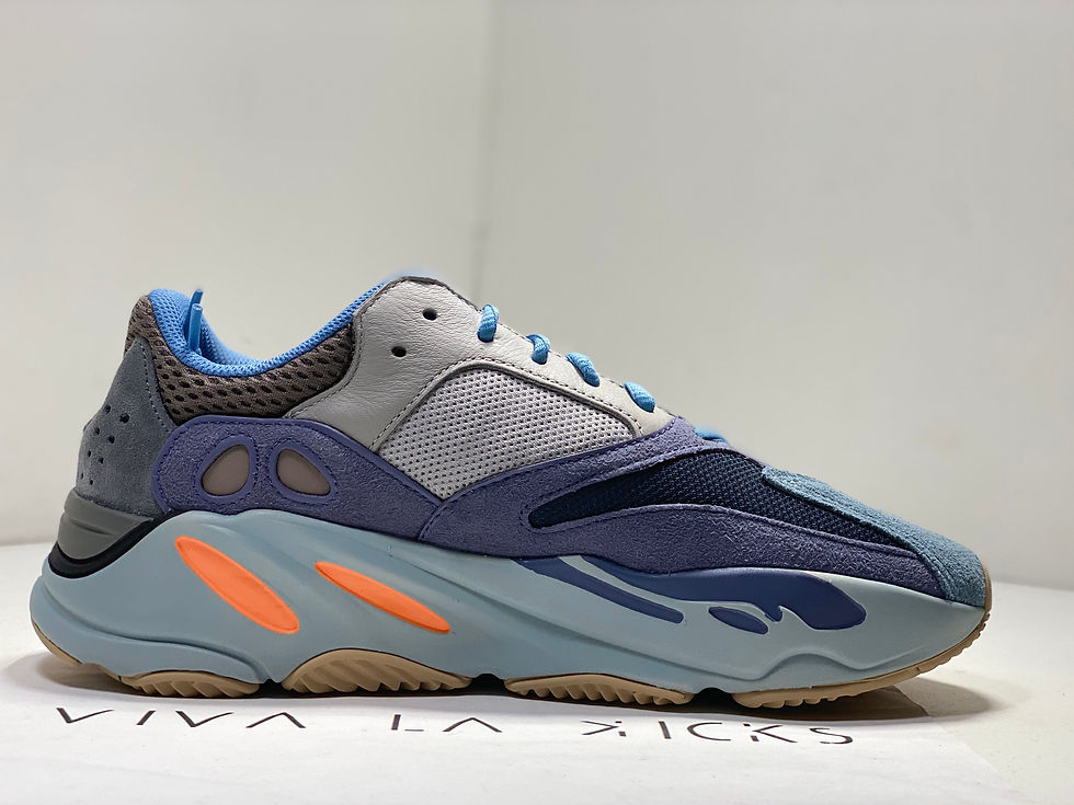 Thumbnail: Yeezy Boost 700 Carbon Blue