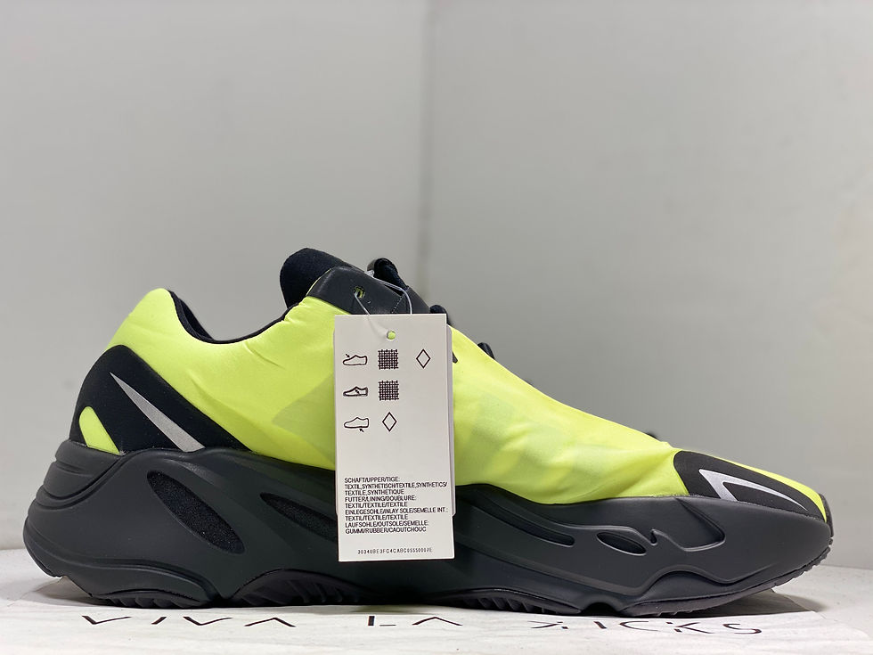 Thumbnail: adidas Yeezy 700 MNVN Phosphor