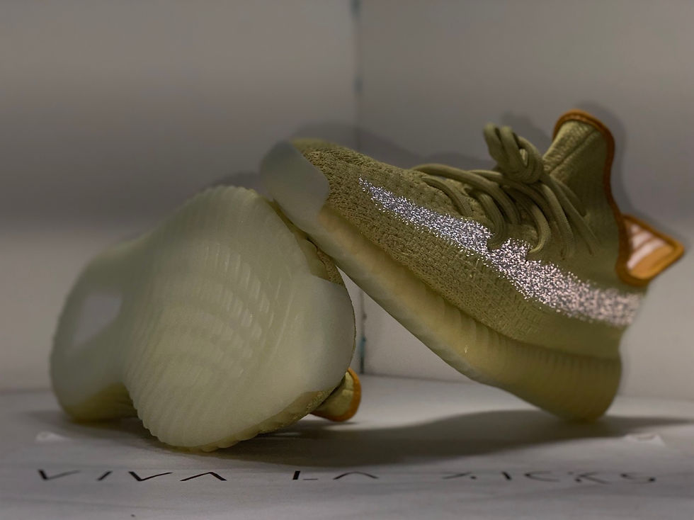 Thumbnail: Yeezy 350 V2 Marsh 