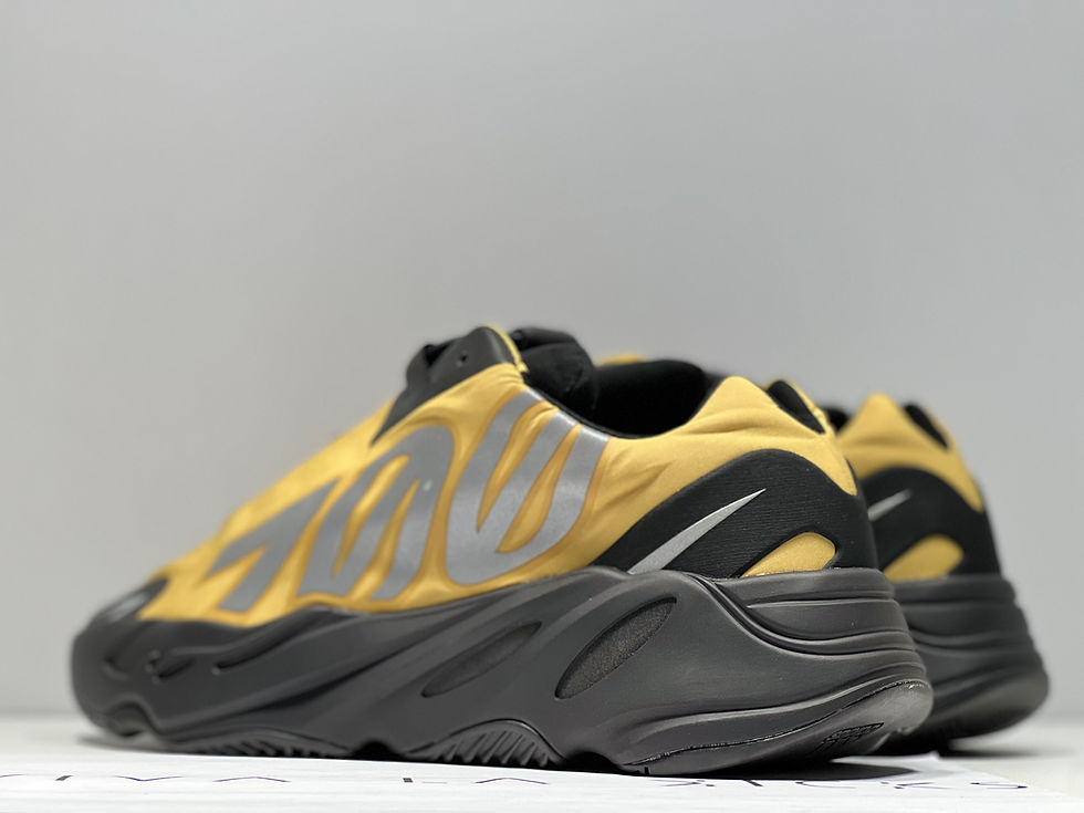 Thumbnail: adidas Yeezy Boost 700 MNVN Honey Flux 10M