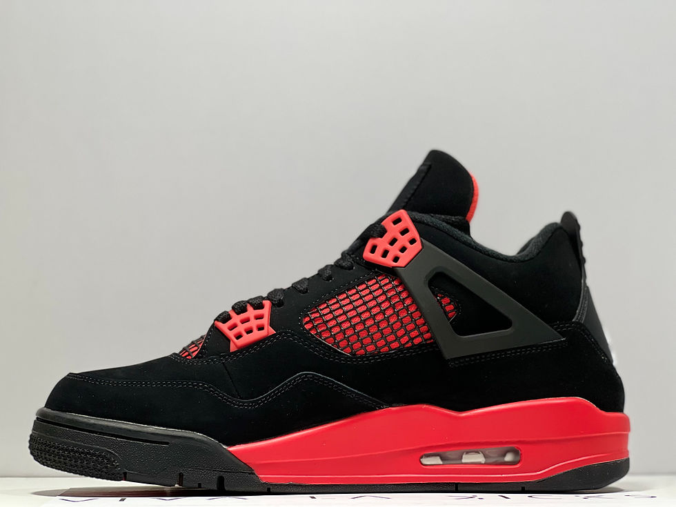 Thumbnail: Air Jordan 4 Retro Red Thunder 10M