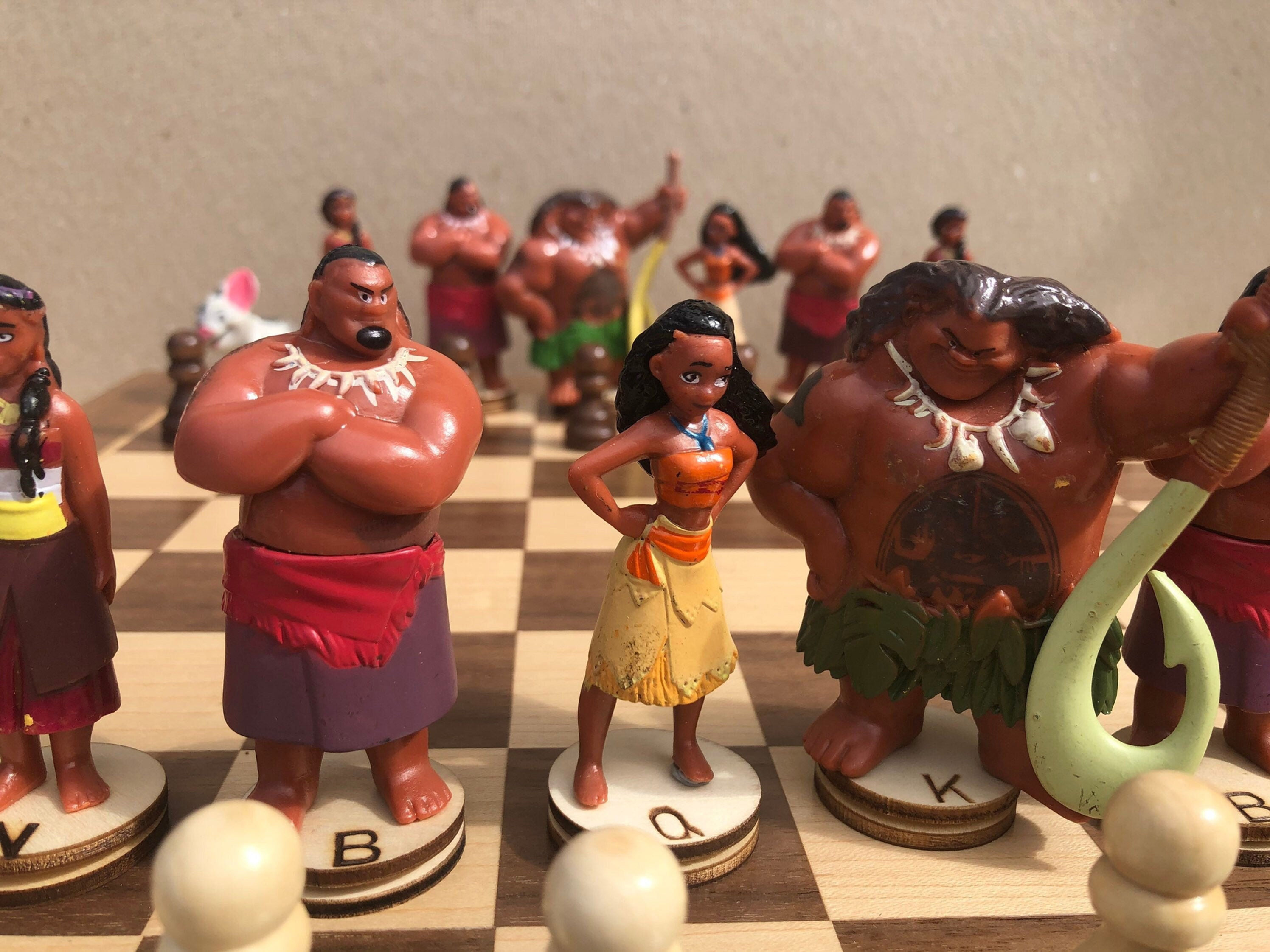 Moana small chess set
