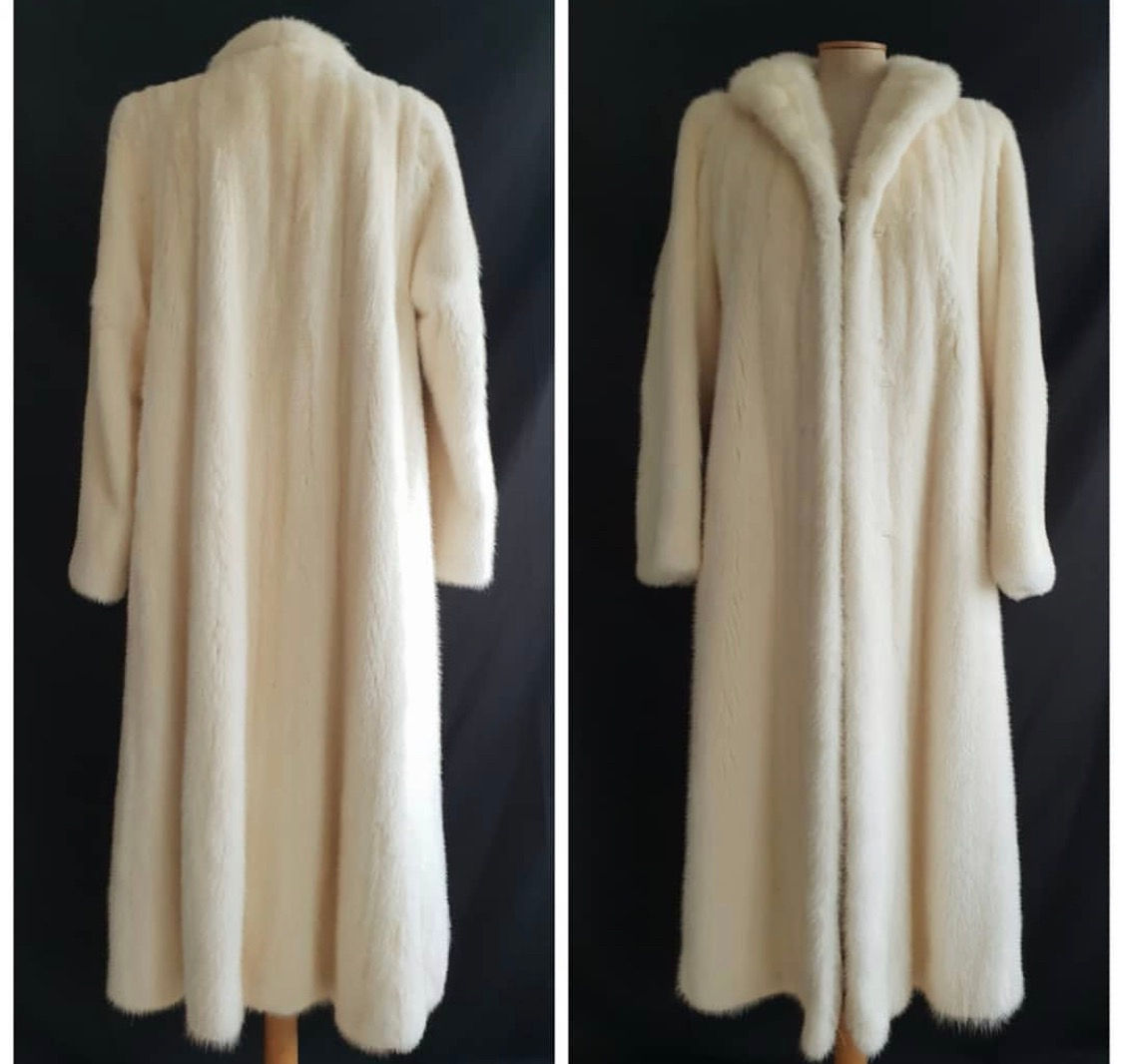 White mink swing coat - Couture Vintage UK Size 10-12 SOLD Dec 2023