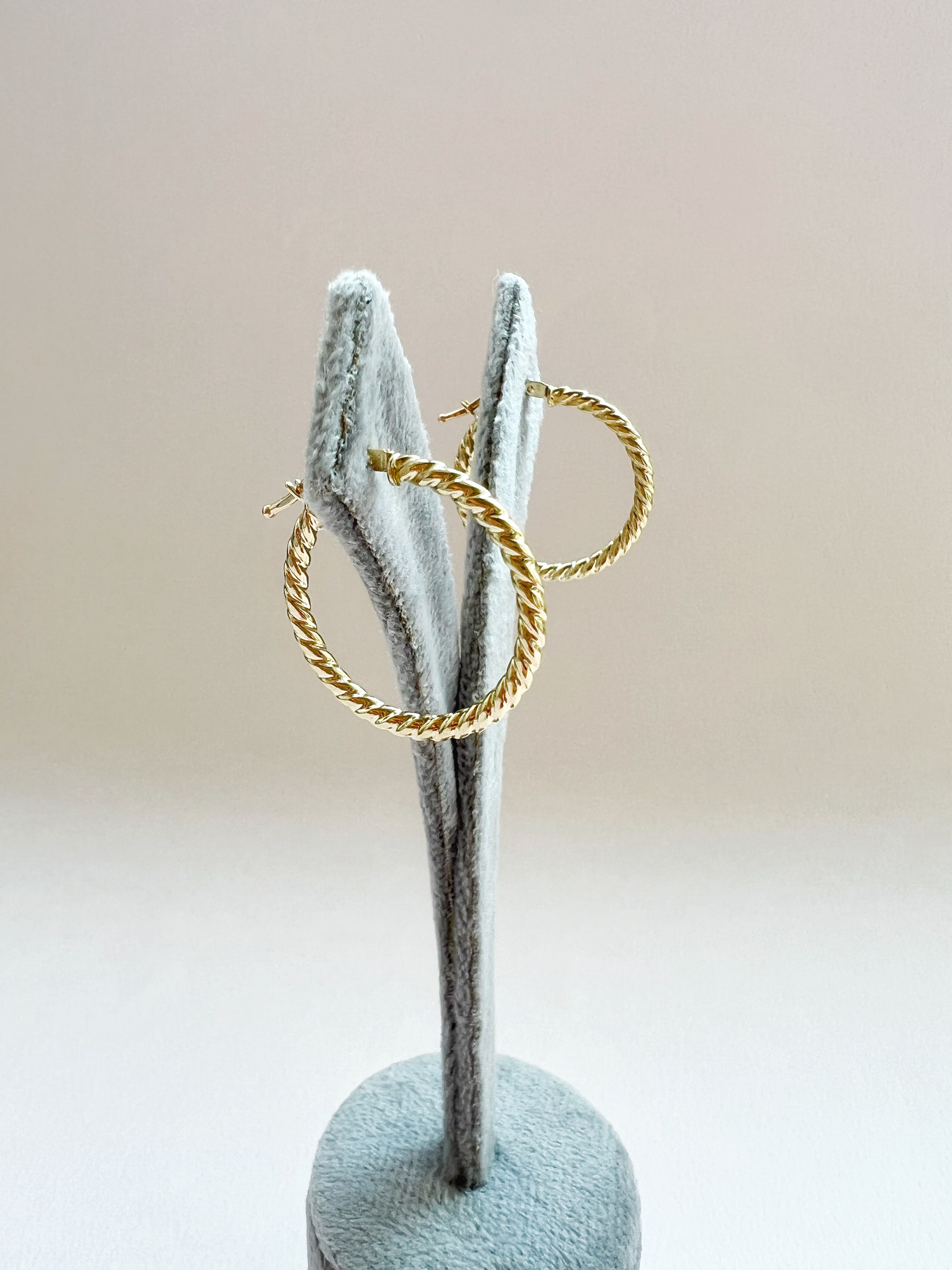 18K Italian Gold Classic Style Large Hoop Earrings