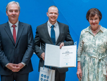 Ales Vlk was awarded the Otto Wichterle 2026 prize