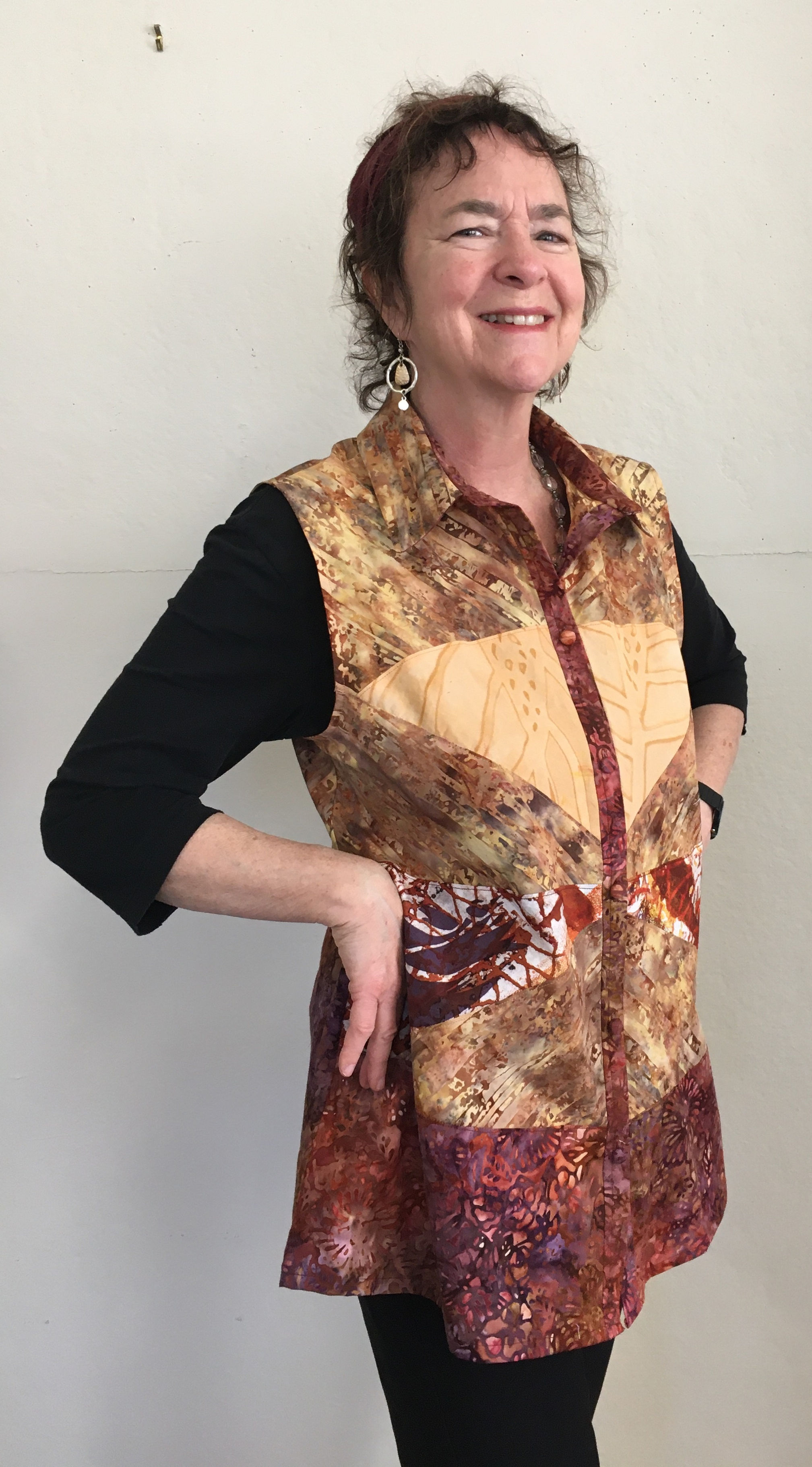 Multi-triangle tunic top