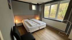 Schlafzimmer B