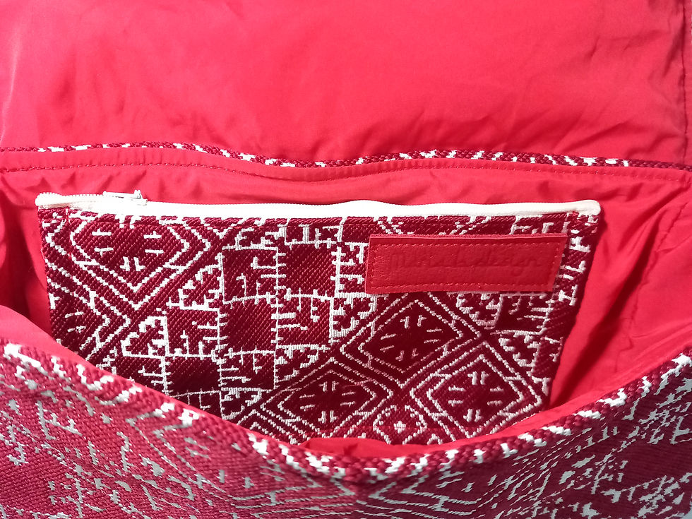 Miniature : Sac bandoulière, en tissu traditionnel marocain "gharza"  couleur rouge