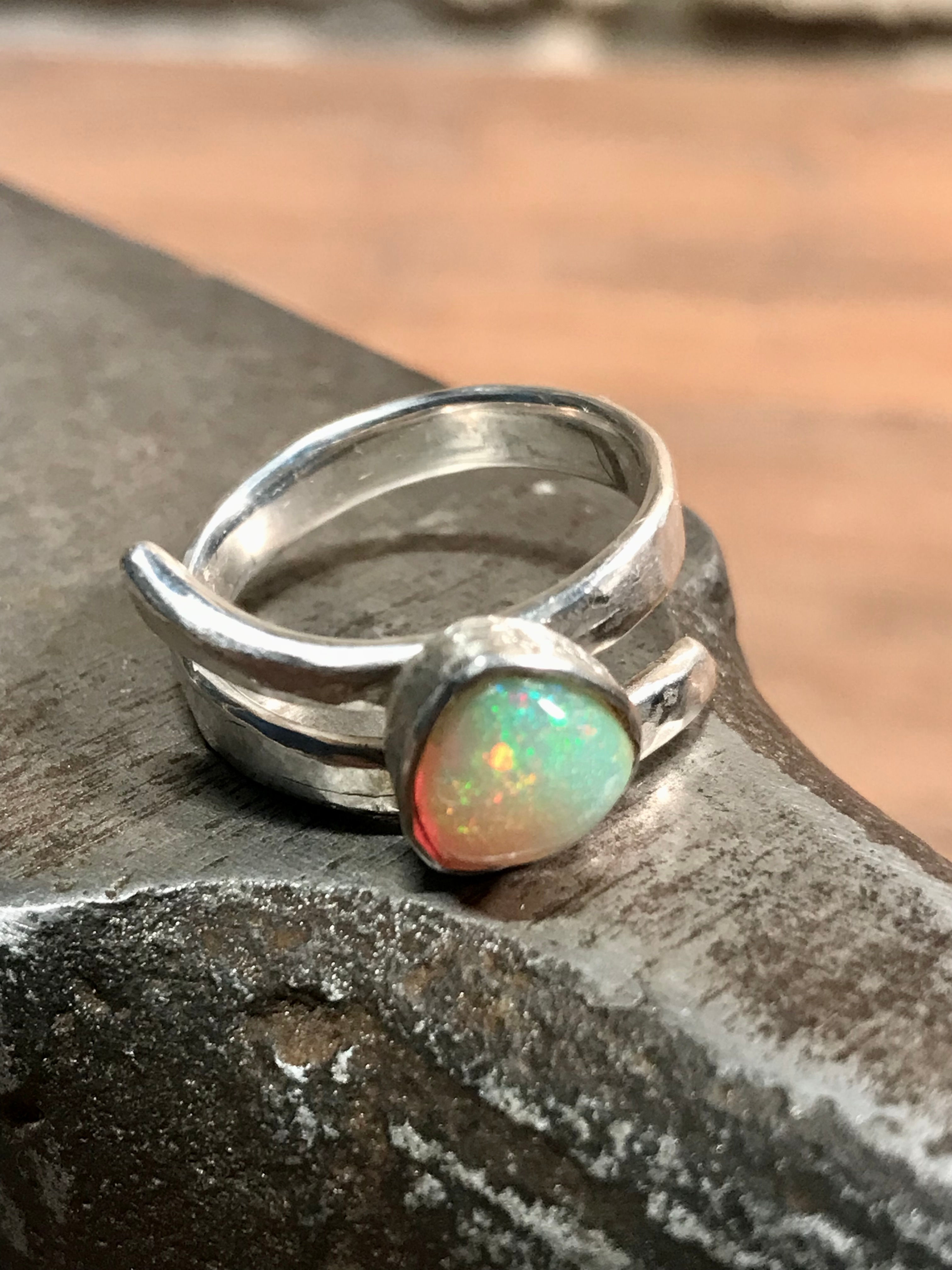 Opal Ring 925er Sterling Silber geschmiedet Unikat