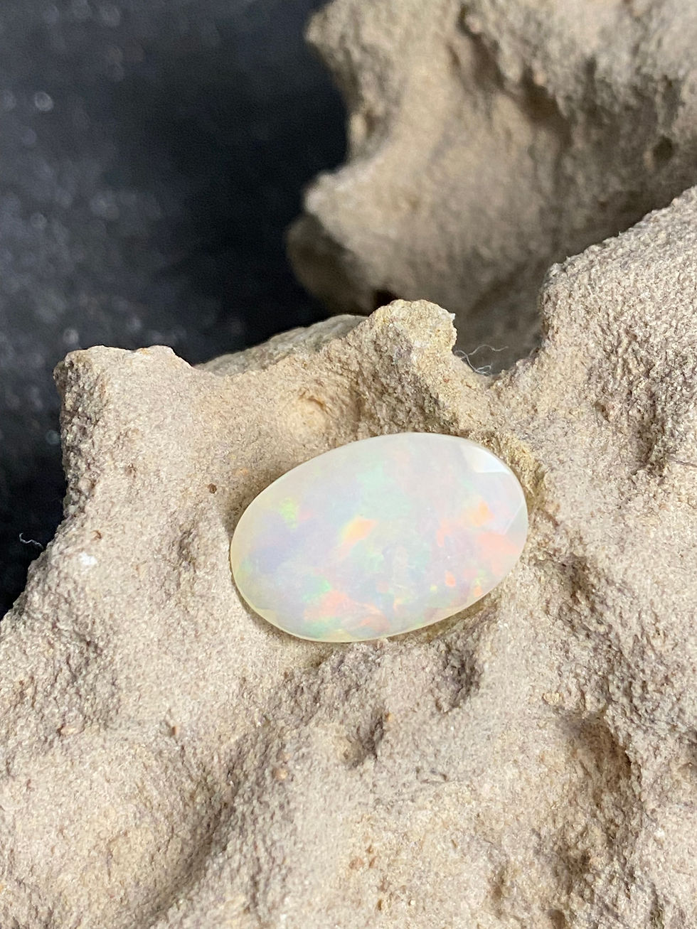 Miniaturbild: Opal 5,6 ct Ovalschliff