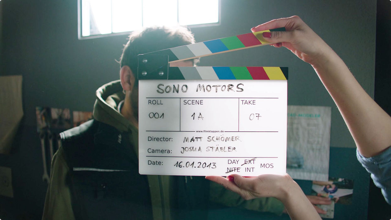 Director, Copywriting, Concept: Matt Schoemer, STARRING: Laurin Hahn (CEO), Jona Christians (CEO), Navina Pernsteiner, Employers, EXECUTIVE PRODUCER: Bruno Fritzsche, DOP: Josua Staebler, GAFFER: Thorsten Baier, SET DESIGN: Linda Sollacher, PROPS: Lisa Geller, COSTUME: Gesa Brahms, GRIP: Bjoern Ruppin