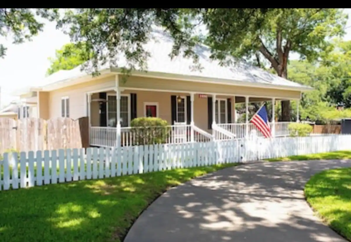 Where to Stay in Brady, Texas Hotels B&B's Short Term Rentals