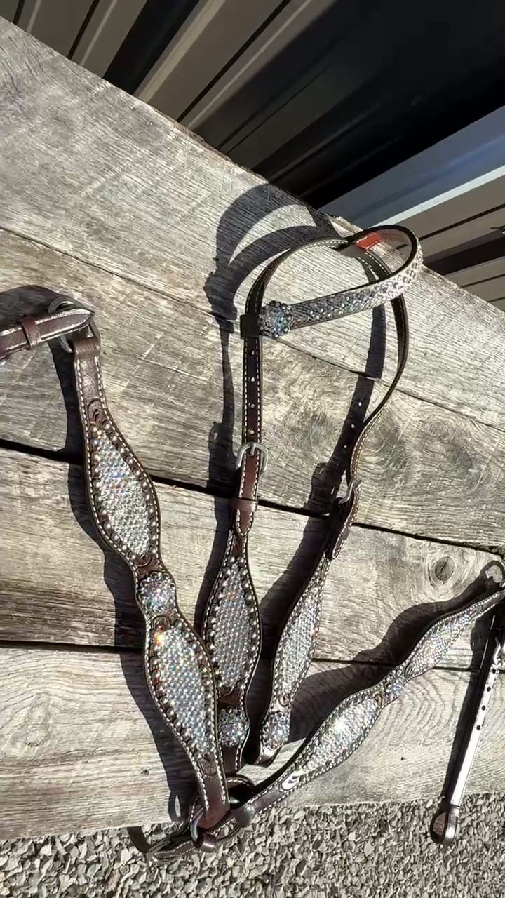 Thumbnail: Chocolate Brown Leather Crystal Clear Bridle Breastcollar Set One Ear