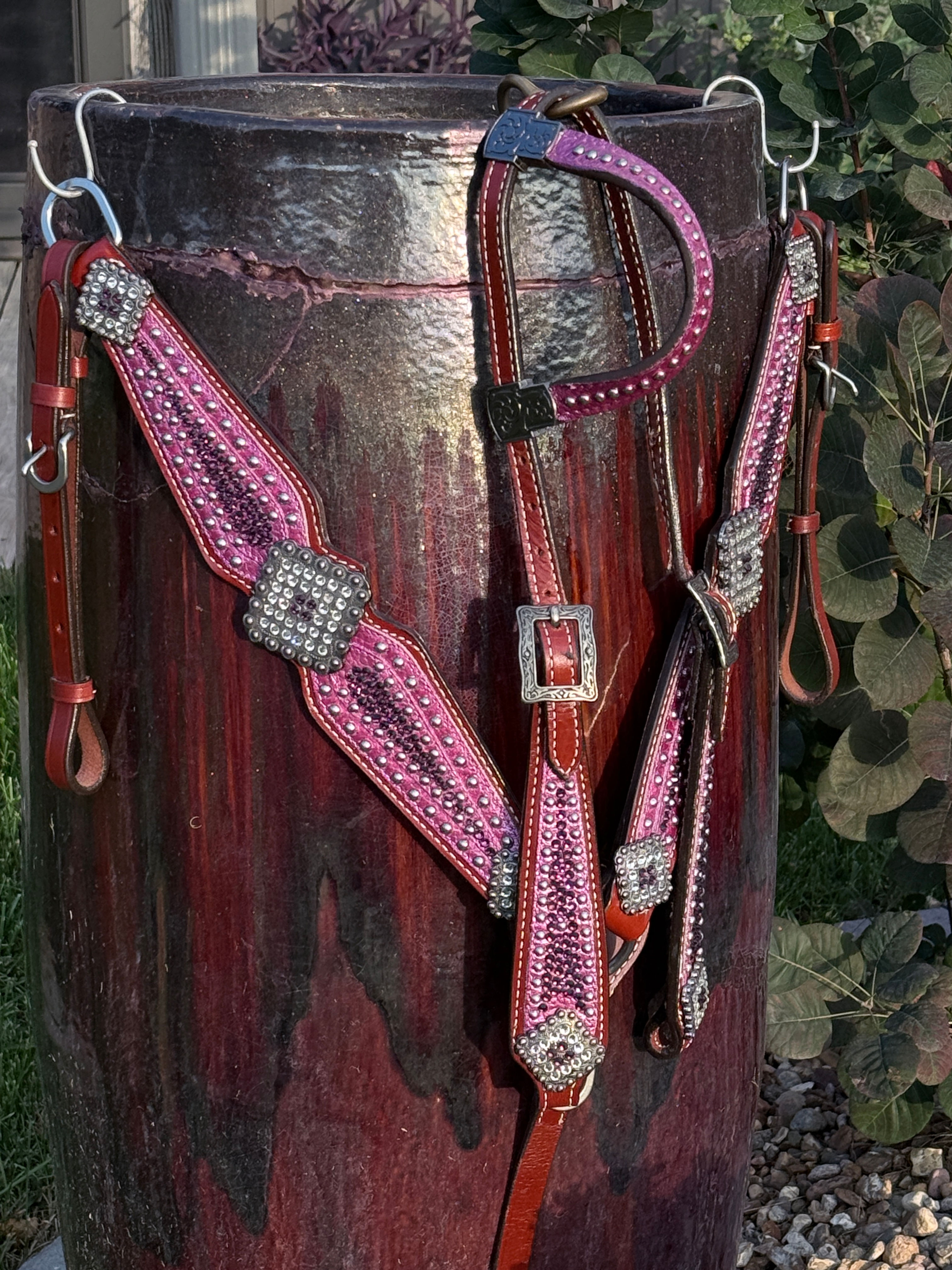 Maroon Burgundy Crystal Rhinestone Bling Horse Bridle Breast Collar Tack Set