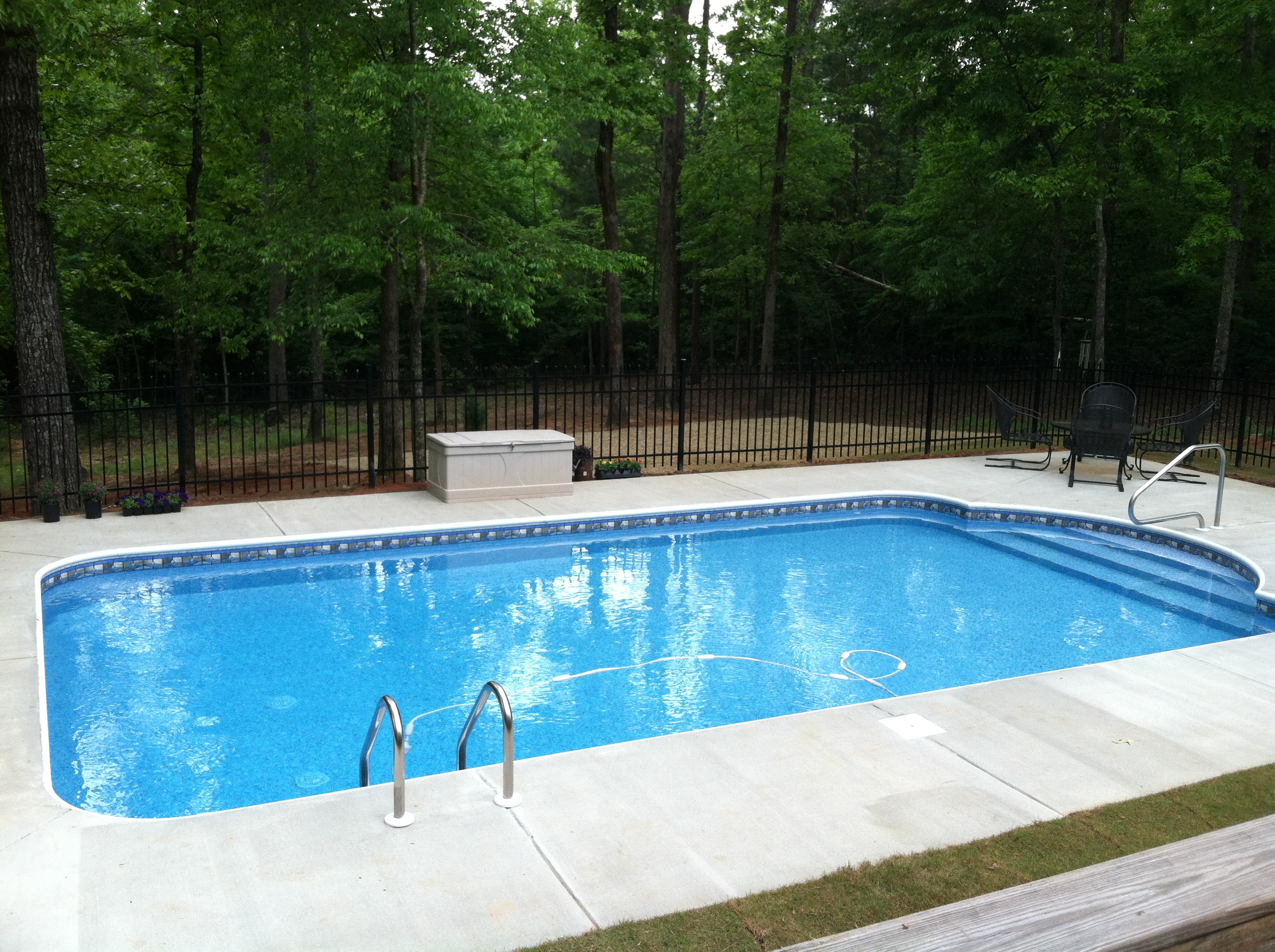 16' x 32' Patrician With In Pool Steps