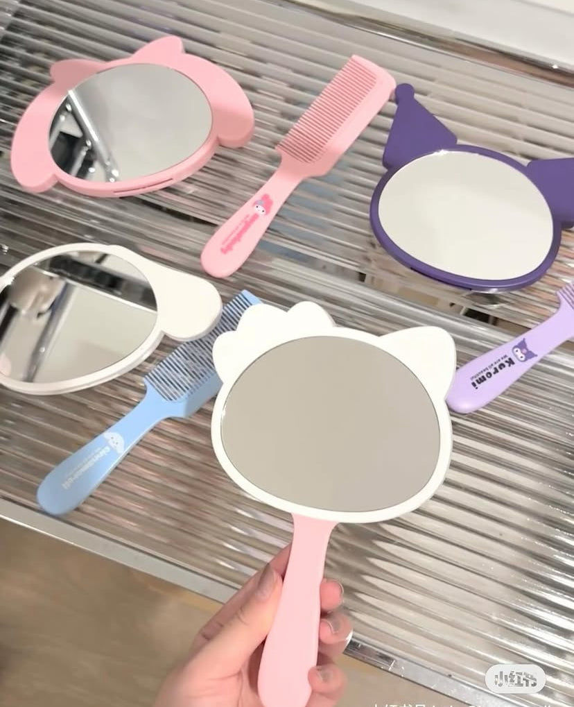 Thumbnail: Sanrio Mirror and Comb