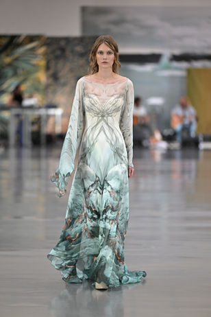 Fashion Show Haute Couture Collection Mode Suisse HENDRIK VERMEULEN