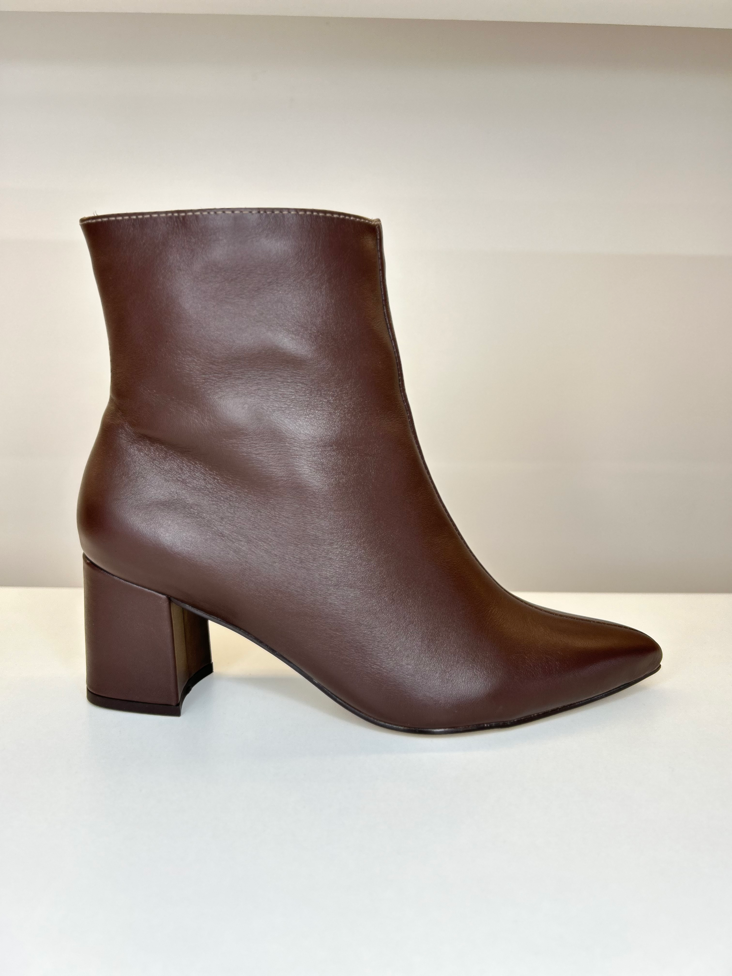 BOTA NICE BROWN COURO
