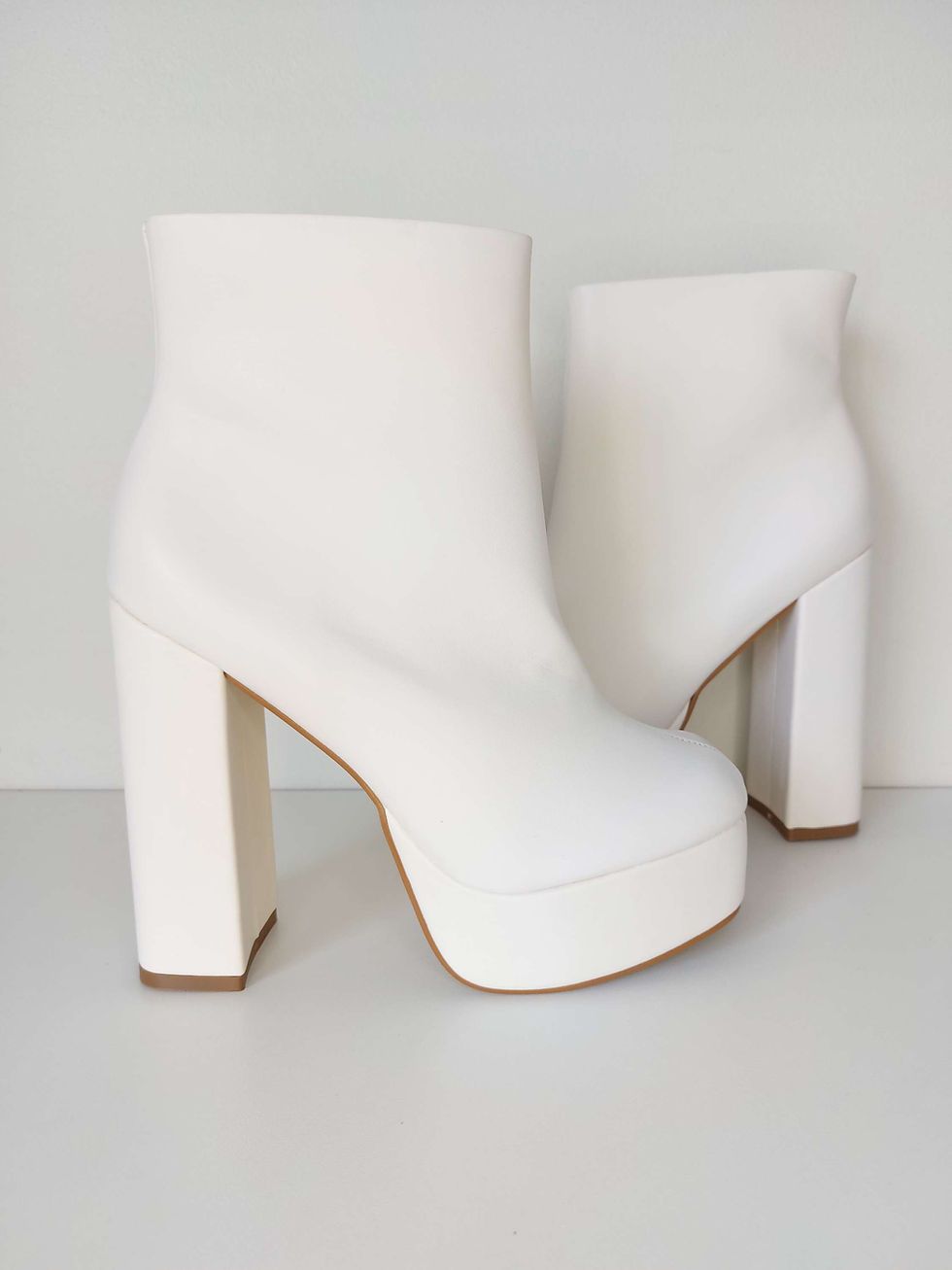 Miniatura: BOTA ATLANTA OFF WHITE
