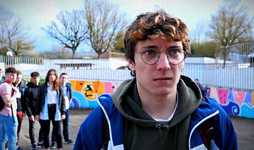 Capture du film "PAR UN REGARD 1"