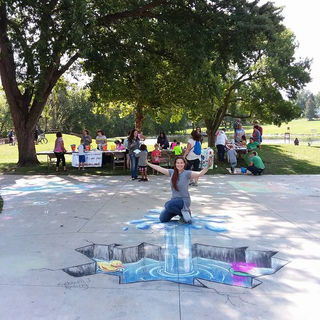 Iowa 3D chalk artist Kathleen Joy Roling
