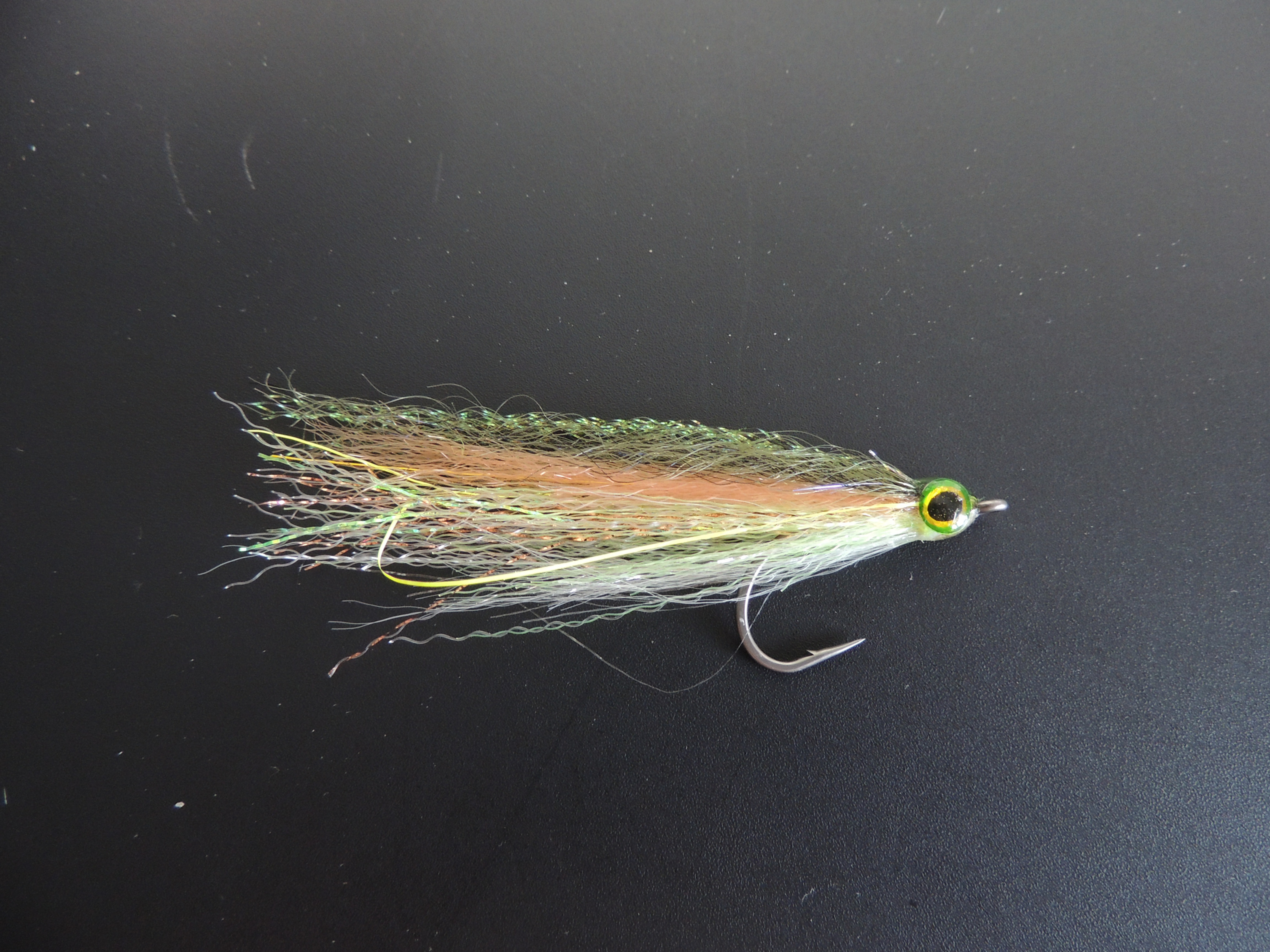 H041 Synthetic Deceiver Mustad Heritage 1/0Hook GT Papio