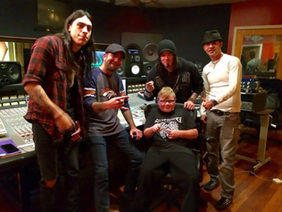 Kellan and his favorite band Silvertung
Posted by WrightWayStudios.com | On October 31, 2015