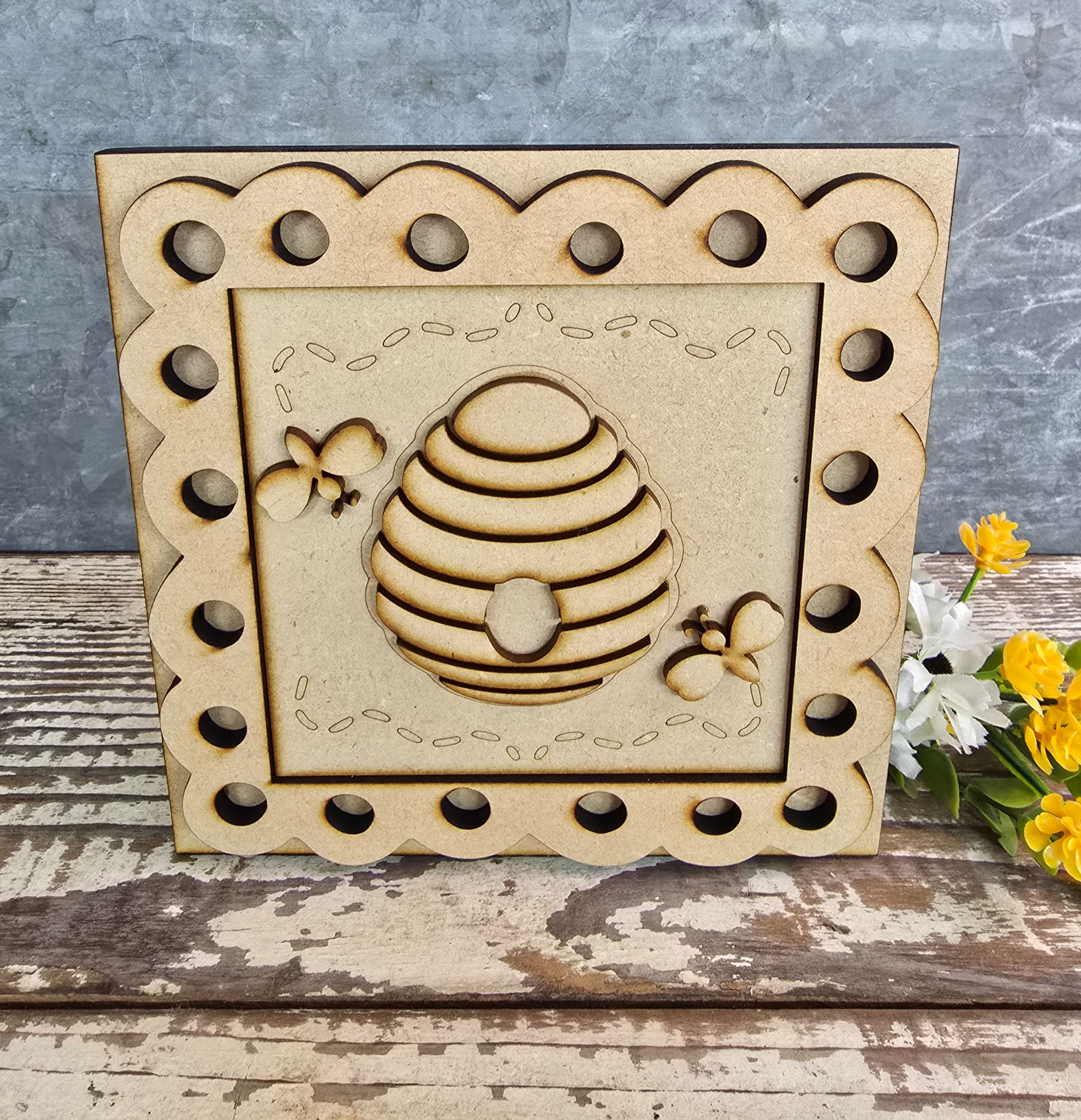 Bee Hive Insert with Square Interchangeable Frame