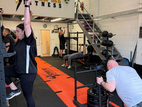 How to Choose the Right Personal Training Program for You: The Advantages of Small Group Training in a Private Gym