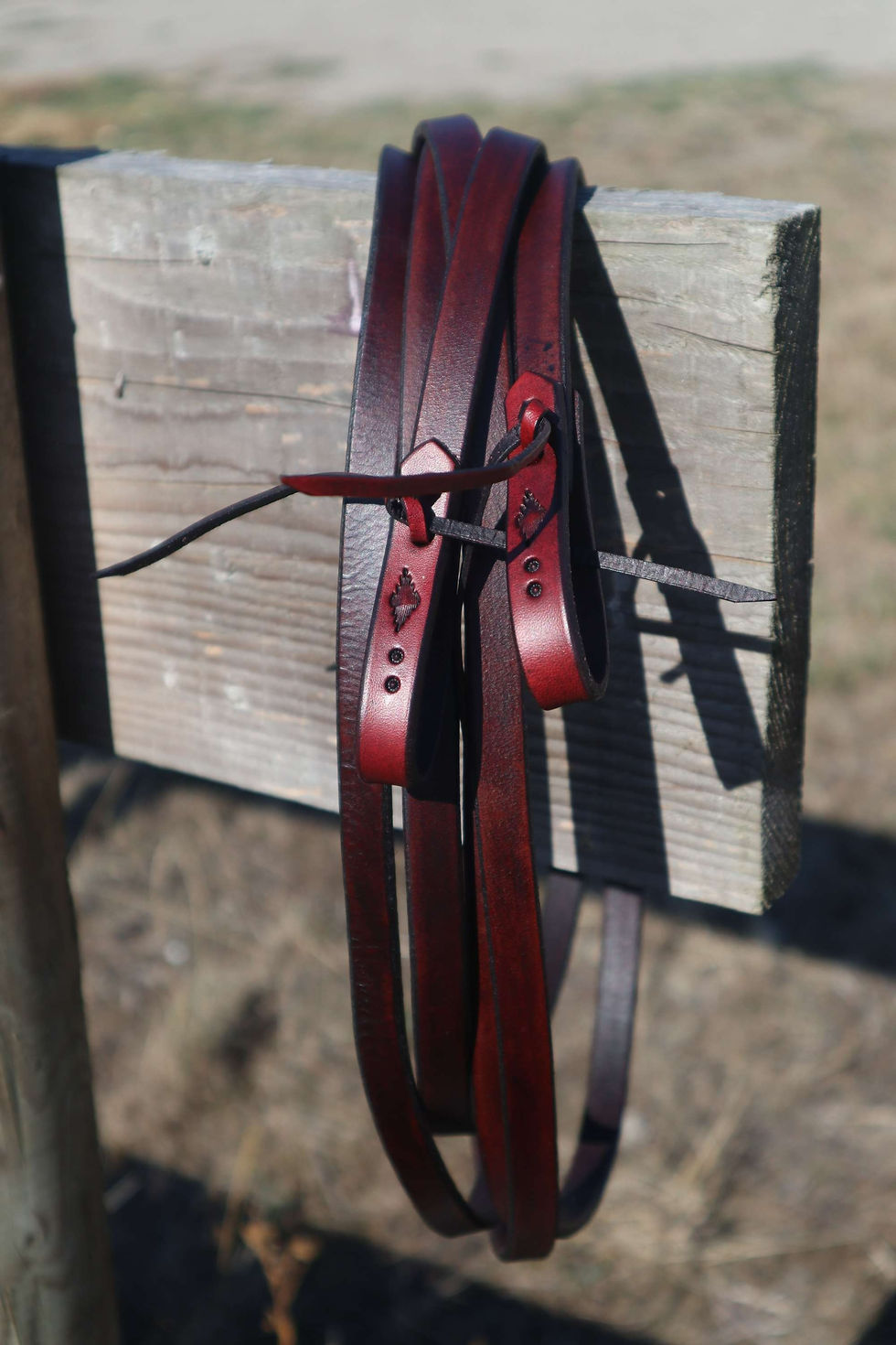 Miniature : Rênes western lourdes acajou en cuir harness premium  13 mm