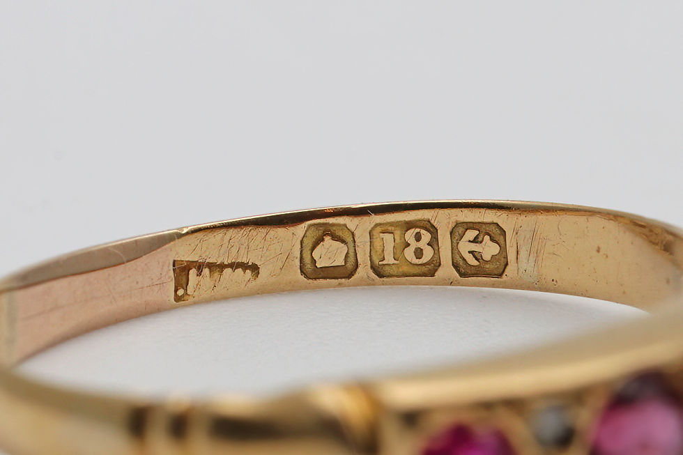 Thumbnail: Victorian 18ct gold ring