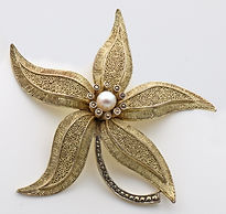 Theodor Fahrner flower brooch