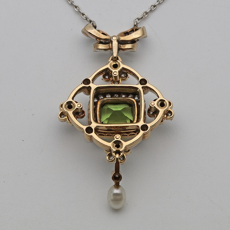 Thumbnail: Belle Epoque platinum and gold pendant