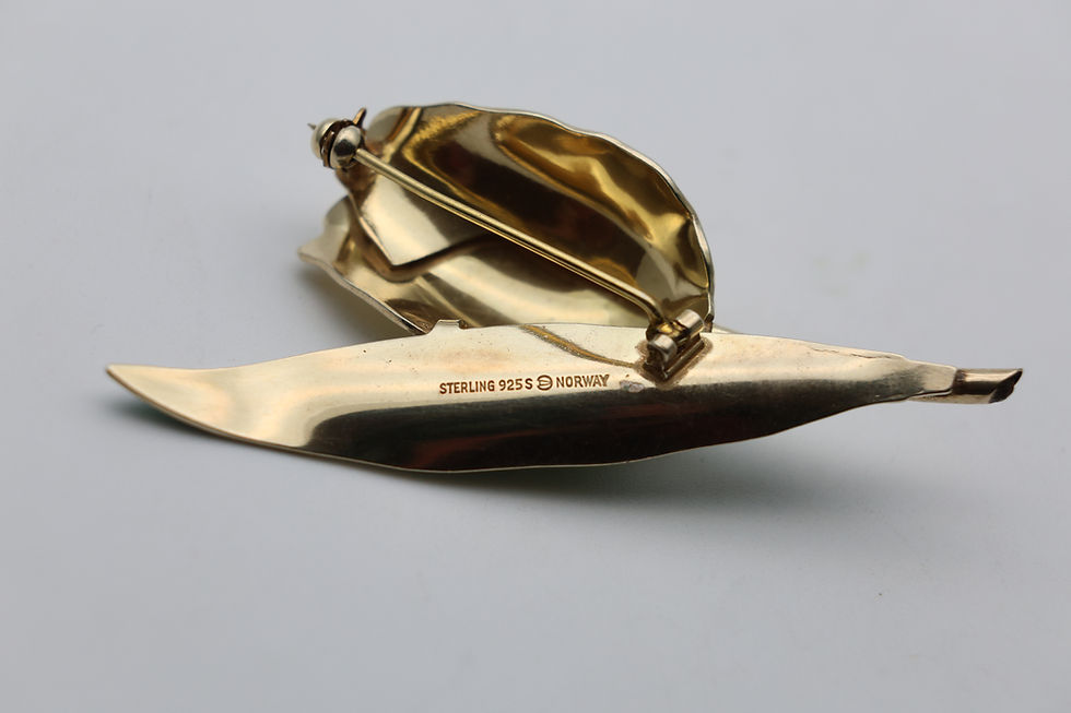 Thumbnail: Tulip brooch by Hroar Prydz