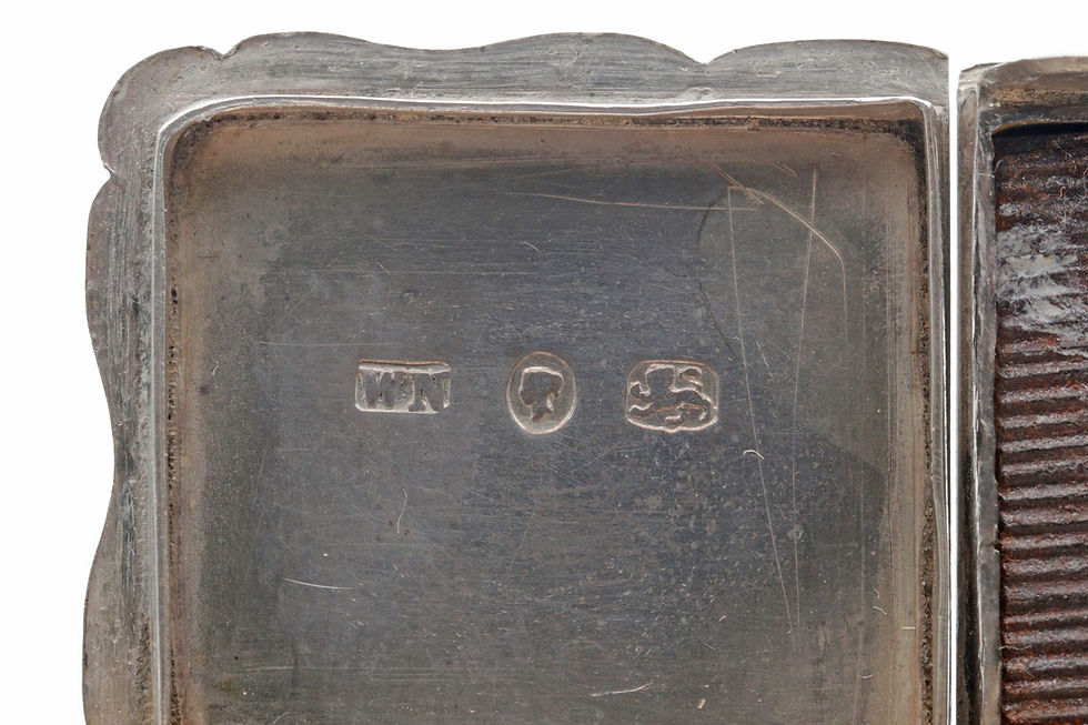 Thumbnail: William Neal Silver Early Victorian combination Vesta Case/Cigar Cutter
