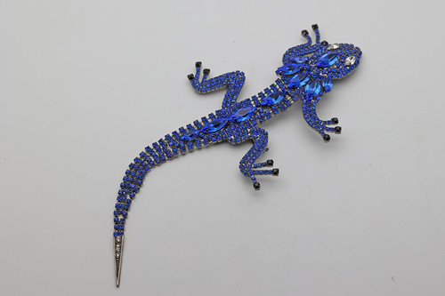 Vintage 80s Butler & Wilson Rhinestone Lizard Brooch Reptile Pin AS IS – Book Piece