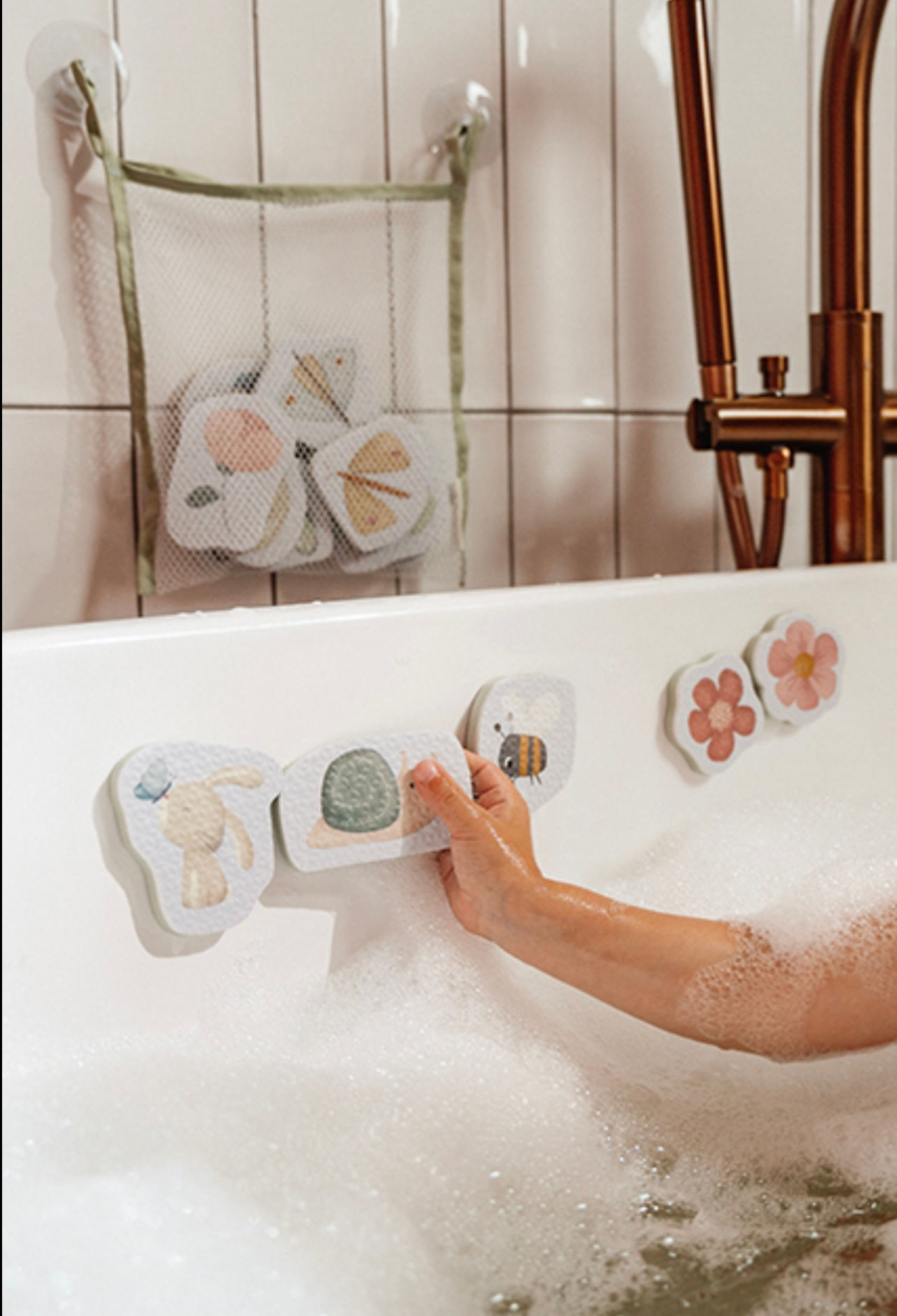 LITTLE DUTCH Putu materiāla figūriņas bērniem FLOWERS&BUTTERFLIES