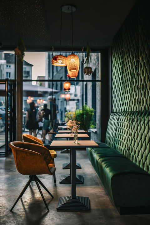 Innenraum der Location Belis Bowls in Göppingen