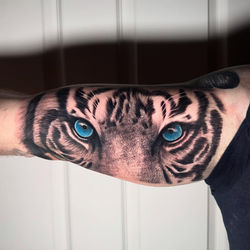 nickbriggstattoos_1750357970_3658590282247096114_208799158
