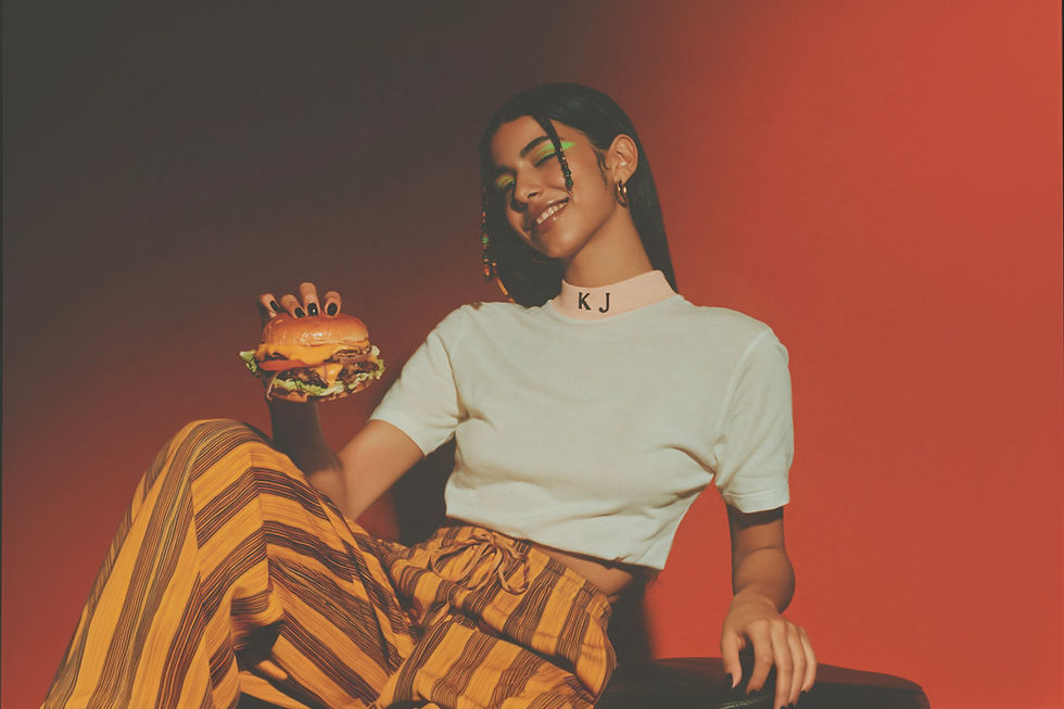 Galapagos-Creative-Photoshoot-burger.jpg
