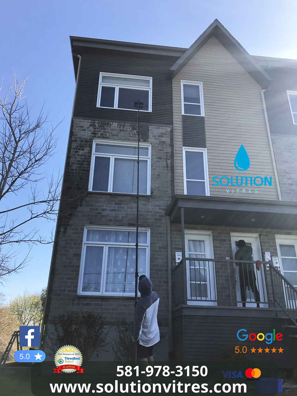 Techniciens Solution Vitres au travail