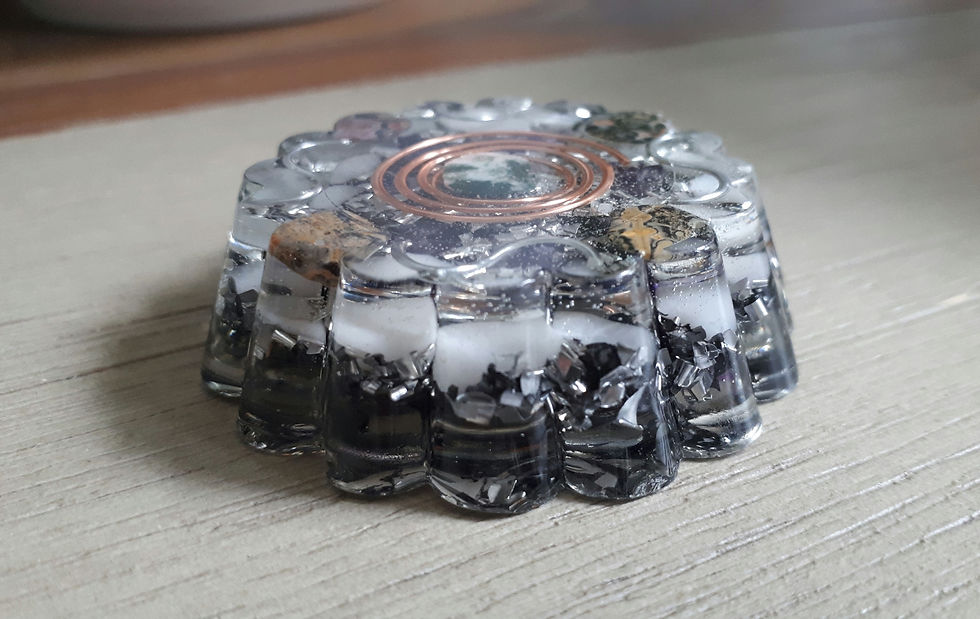 Thumbnail: With leopardskin jasper & snow quartz