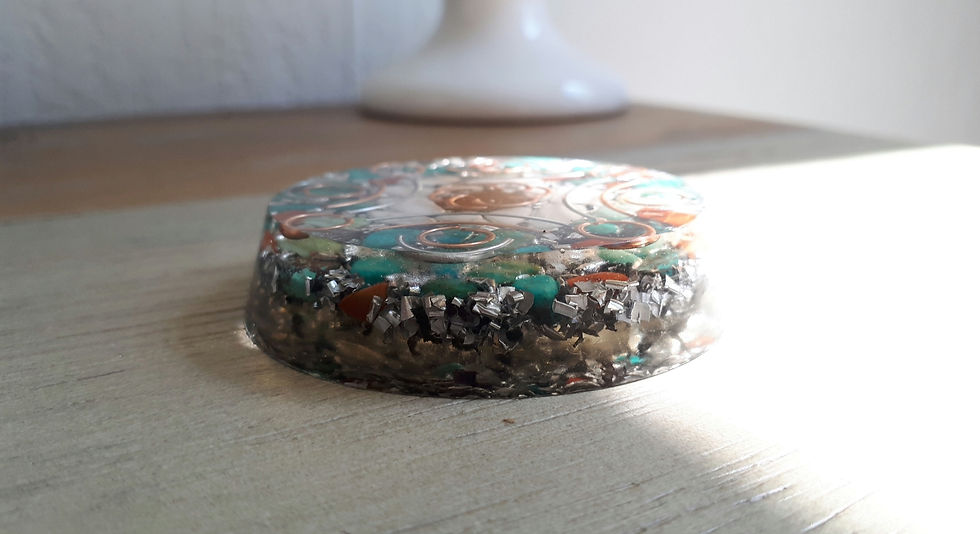 Thumbnail: Met witte howliet & chrysocolla