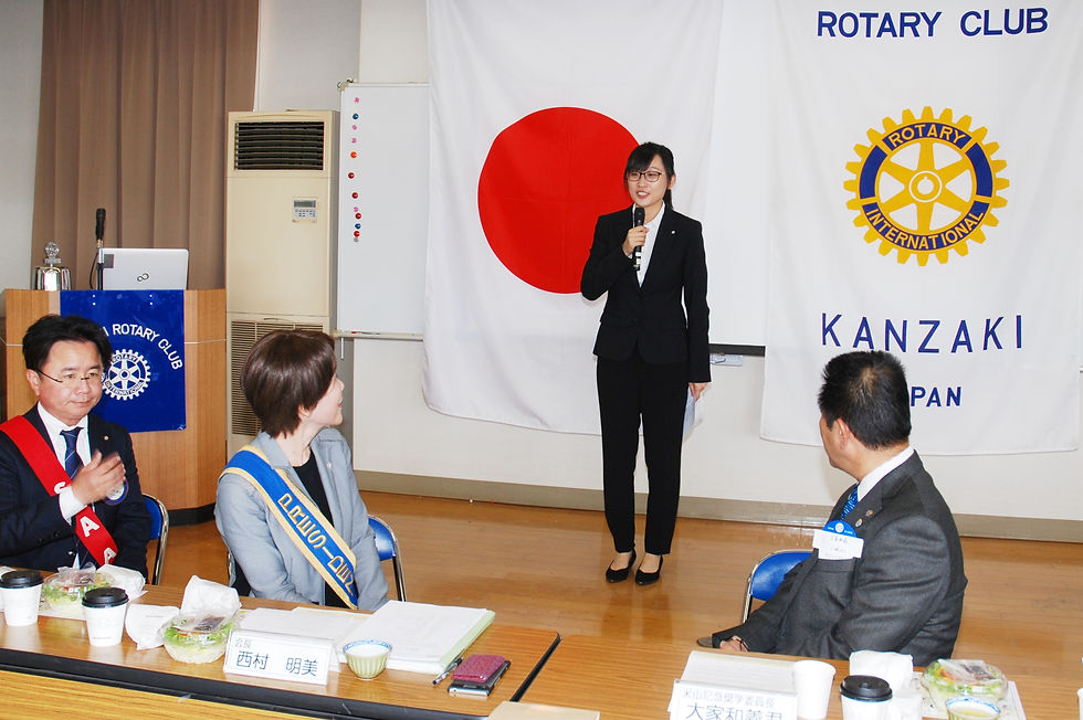 米山記念奨学生の卓話