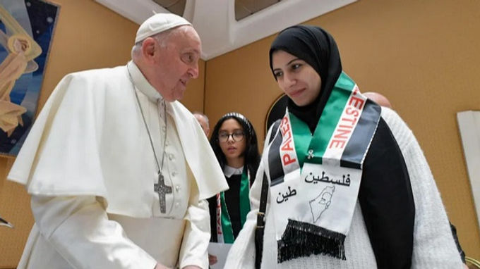 Papa pede investigação sobre genocídio em Gaza no seu novo livro