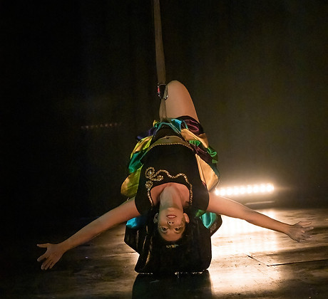 Enjoying the freedom of flying on Harness Dance