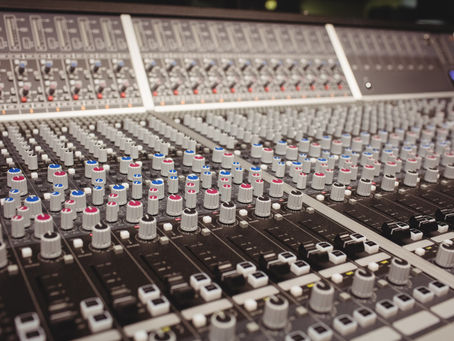 Mastering Mixing: Tips and Tricks for Achieving Professional Sound Quality